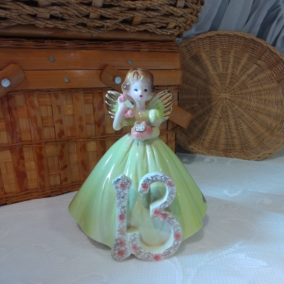 Angel Figurine with Number 3 - Picture 3 of 6